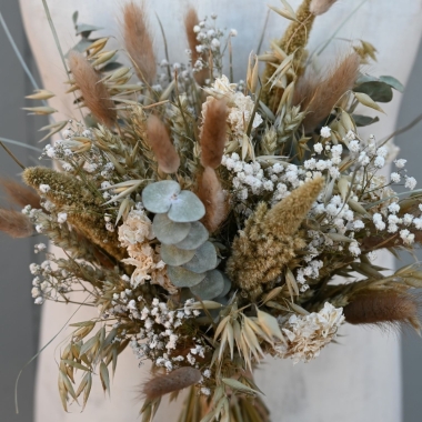 Meadow Neutrals Left Wedding Bouquet