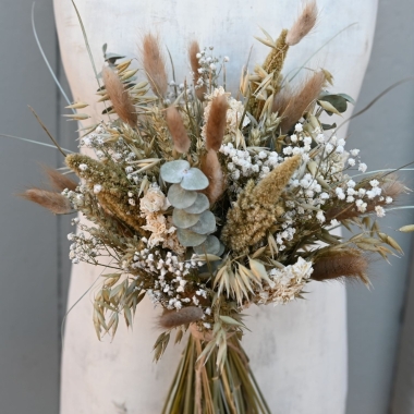 Meadow Neutrals Left Wedding Bouquet