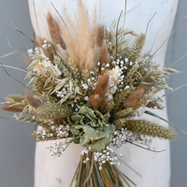 Meadow Neutrals Right Wedding Bouquet