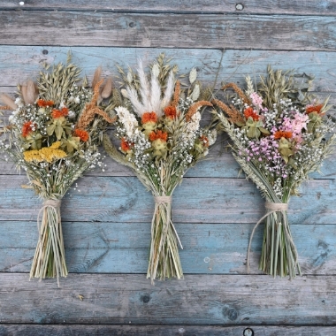 Meadow Orange Flat Backed Posy