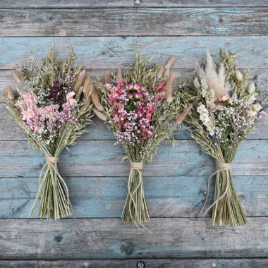 Meadow Pinks Flat Backed Posy